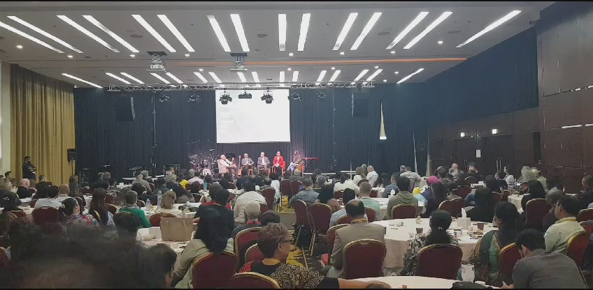 Corporate MC and host (English)